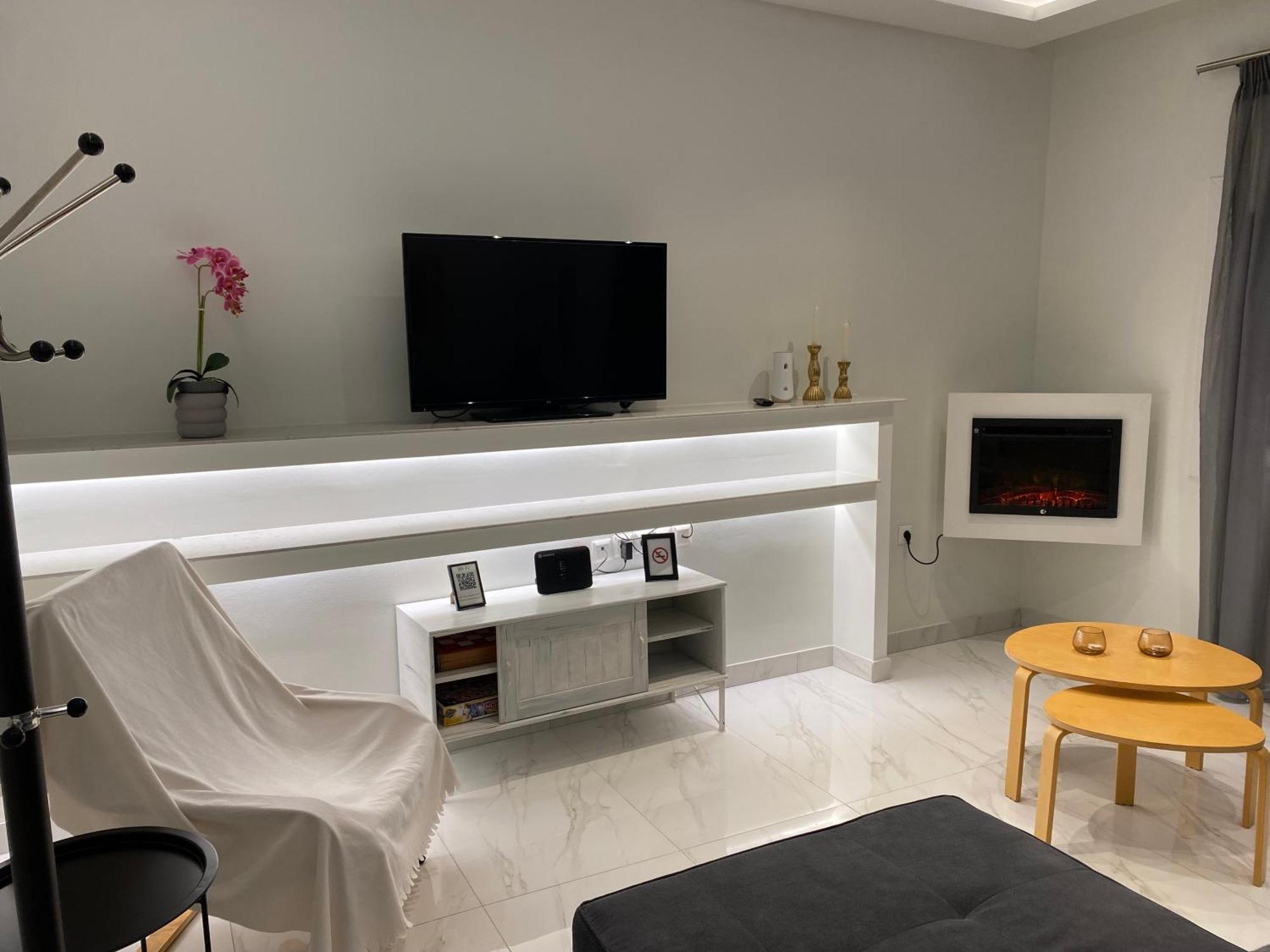 Angel'S Apartment 沃洛斯 外观 照片