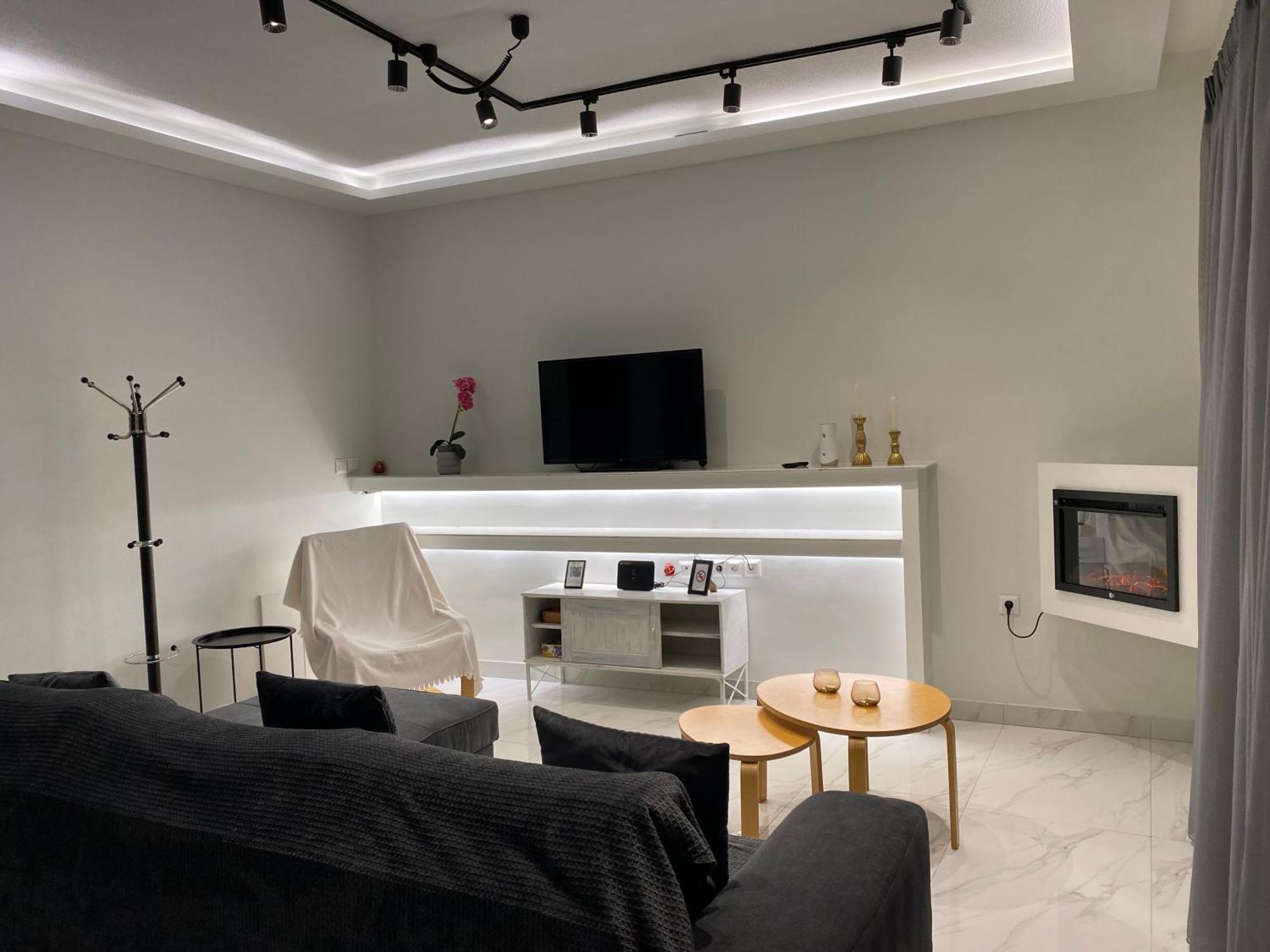 Angel'S Apartment 沃洛斯 外观 照片